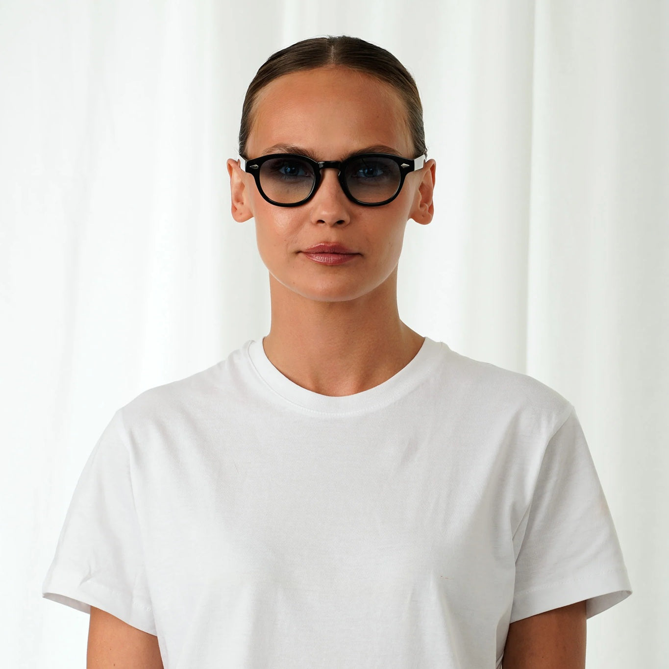 EXPLICIT POETS 2EP2-JOHNNY BLACK with UV PROTECTION UNISEX GLASSES