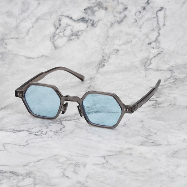 EXPLICIT POETS 44EP11-LEON GRAY with UV PROTECTION UNISEX GLASSES