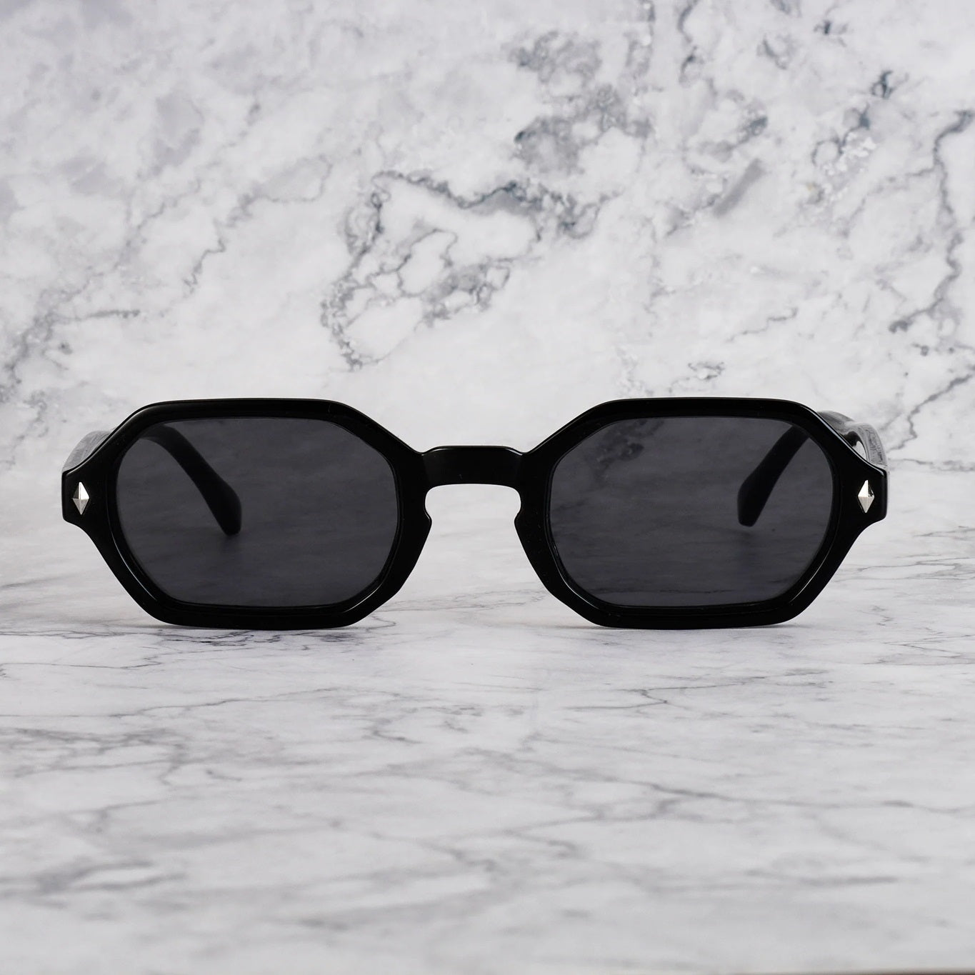 EXPLICIT POETS STEPH STYLISH SUNGLASSES