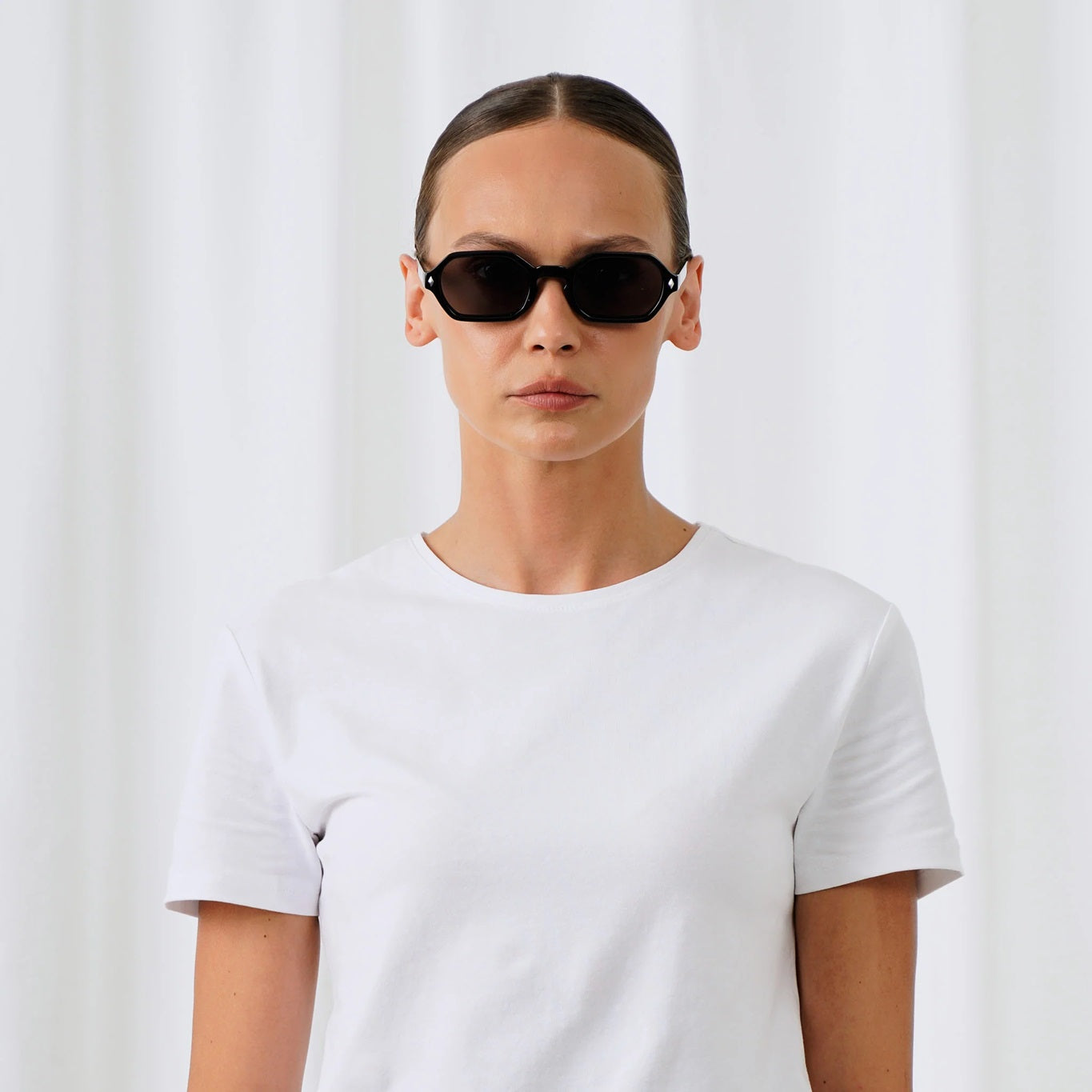 EXPLICIT POETS STEPH STYLISH SUNGLASSES