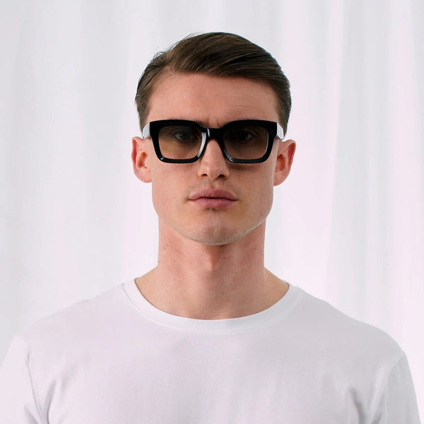 EXPLICIT POETS GRACE BLACK-GRADIENT GREEN SUNGLASSES
